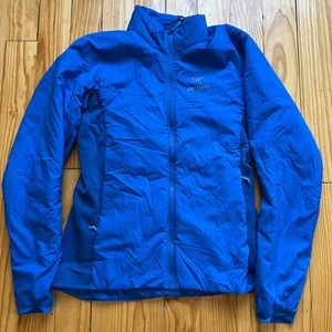 Arc’teryx Atom LT womens size L lightweight jacket